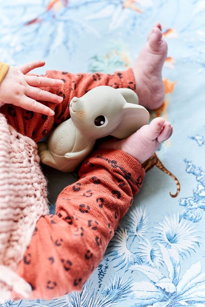 100% natural rubber toy Mollie the mouse - bad- en bijtspeeltje